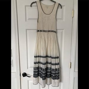 Max studio tea dress, white with black lace. L